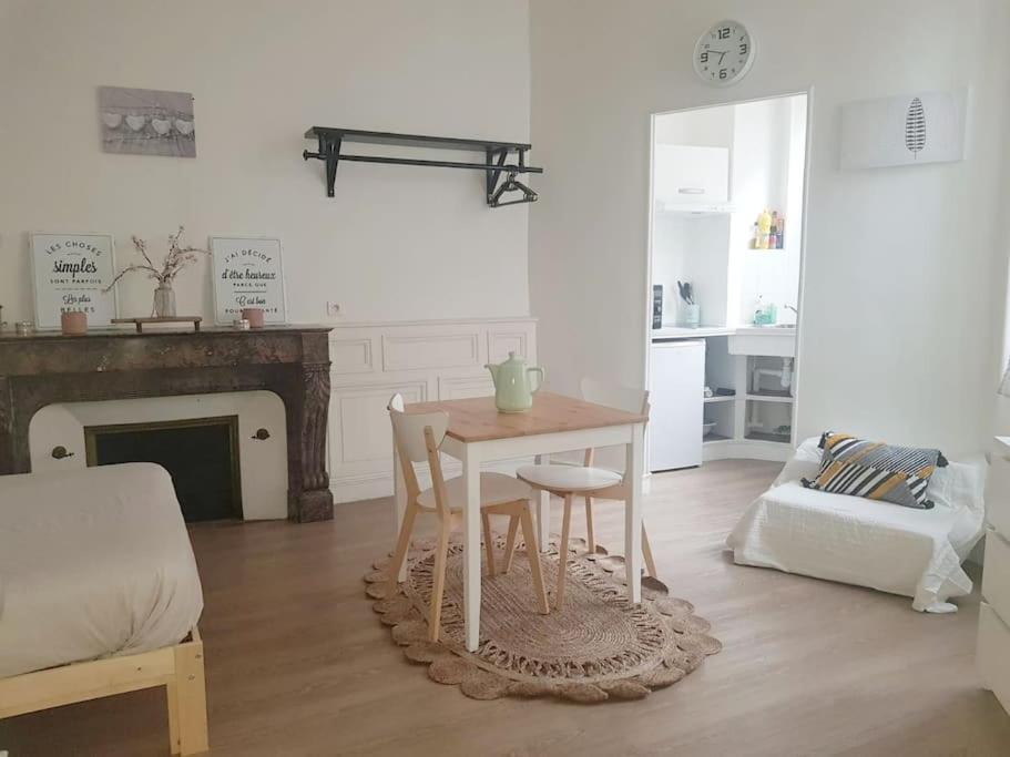 Studio Proche Centre Ville Le Mans Ngoại thất bức ảnh